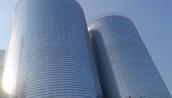 银海2座混凝土高架卷板仓